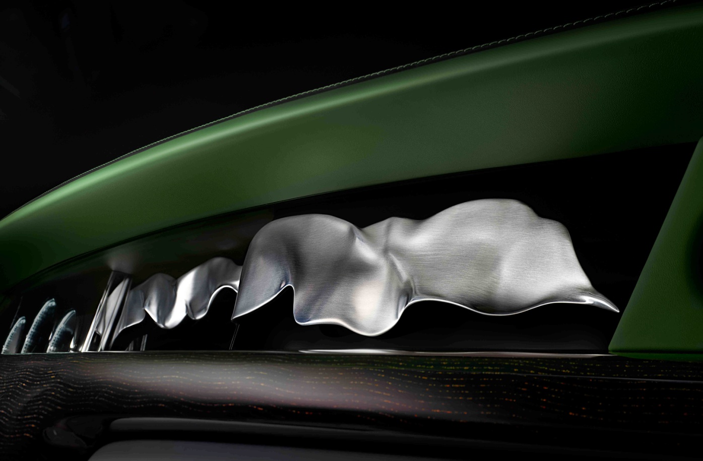 【新闻稿配图】劳斯莱斯幻影“艺境藏珍画廊”.jpg 【新闻稿配图】劳斯莱斯幻影“艺境藏珍画廊”.jpg